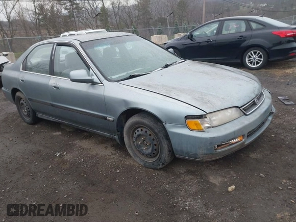 1996 Honda Accord LX with VIN 1HGCD5631TA169122, listed as a IAAI auction lot 42022239 with 164,191 mi miles and . Bid and sale history available at carsss.com. Image 1.