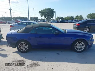 2014 Ford Mustang V6 с VIN 1ZVBP8EMXE5232157, выставлен на аукционе IAAI как лот 42681349 с пробегом 158 472 миль миль и . История ставок и продаж доступна на DreamBid. Изображение 14.