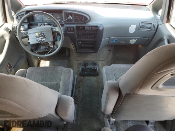 1993 Ford Aerostar z VIN 1FMCA11U0PZB97965, wystawiony jako Copart lot #65148054 z przebiegiem 86 569 mil mil oraz Szkody całkowita. Historia ofert i sprzedaży dostępna na DreamBid. Obrazek 8.