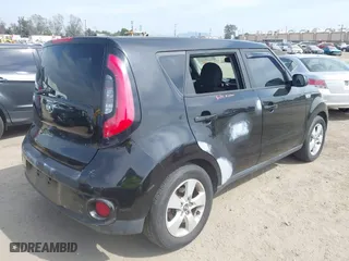 2017 Kia Soul with VIN KNDJN2A29H7419145, listed as a IAAI auction lot 42046250 with 110,191 mi miles. Bid and sale history available at carsss.com. Image 4.