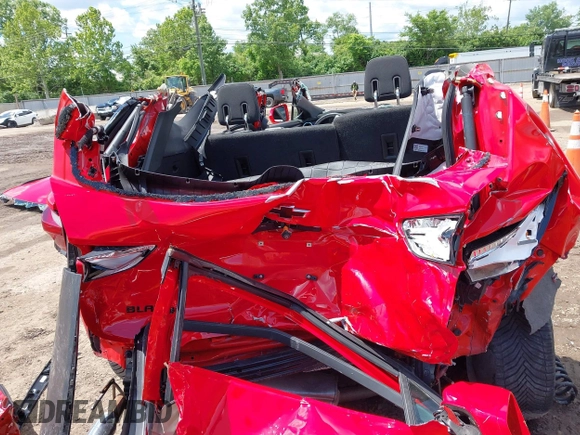 2019 Chevrolet Blazer z VIN 3GNKBBRA8KS689220, wystawiony jako IAAI lot #42340406 z przebiegiem 91 187 mil mil oraz . Historia ofert i sprzedaży dostępna na DreamBid. Obrazek 17.