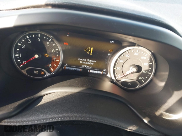 2017 Jeep Renegade Latitude with VIN ZACCJABB9HPE67907, listed as a IAAI auction lot 41425107 with 57,300 mi miles. Bid and sale history available at carsss.com. Image 7.