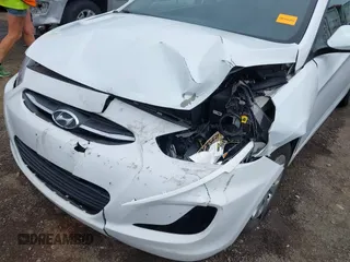 2016 Hyundai Accent SE z VIN KMHCT4AE4GU966212, wystawiony jako IAAI lot #42117073 z przebiegiem 113 751 mil mil oraz . Historia ofert i sprzedaży dostępna na DreamBid. Obrazek 6.