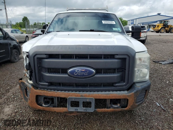 2015 Ford F-250 with VIN 1FD7W2BT4FEA28231, listed as a Copart auction lot 59860225 with 295,909 mi miles and Clean title. Bid and sale history available at DreamBid. Image 5.
