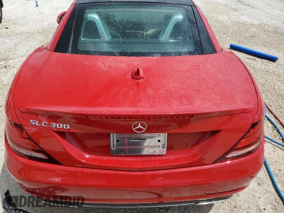 2017 Mercedes-Benz SLC 300 z VIN WDDPK3JA8HF136537, wystawiony jako Copart lot #59654803 z przebiegiem 40 503 mil mil oraz Nie do naprawy • Non repairable. Historia ofert i sprzedaży dostępna na DreamBid. Obrazek 10.