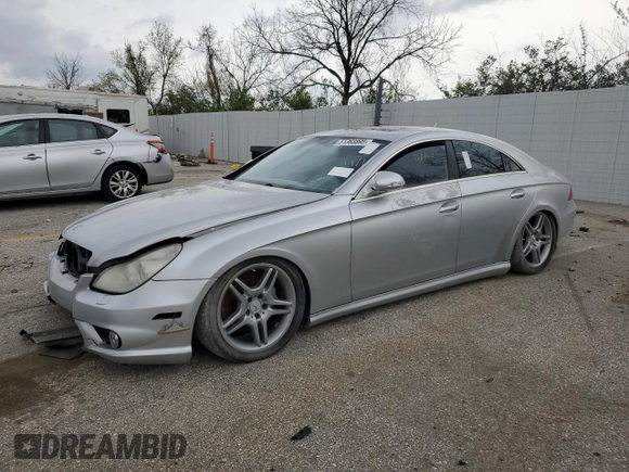 2007 Mercedes-Benz CLS 550 z VIN WDDDJ72X27A103660, wystawiony jako Copart lot #51363895 z przebiegiem Nie podano mil oraz Czysty tytuł • Clean title. Historia ofert i sprzedaży dostępna na DreamBid. Obrazek 1.