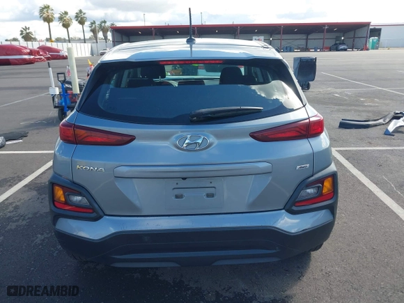 2020 Hyundai Kona SE with VIN KM8K1CAA7LU591838, listed as a IAAI auction lot 41789001 with 141,602 mi miles. Bid and sale history available at carsss.com. Image 17.