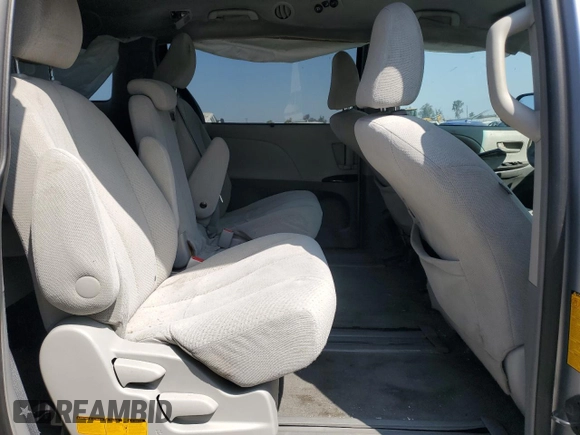 2012 Toyota Sienna LE AAS with VIN 5TDKK3DC2CS207404, listed as a Copart auction lot 62781215 with 200,757 mi miles and Salvage title. Bid and sale history available at DreamBid. Image 11.