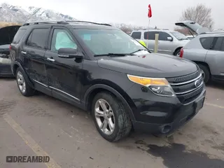 2015 Ford Explorer Limited with VIN 1FM5K8F80FGA10860, listed as a IAAI auction lot 41576384 with 173,533 mi miles. Bid and sale history available at carsss.com. Image 1.