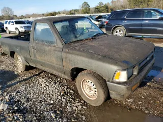1993 Toyota Pickup z VIN 4TARN81A6PZ114634, wystawiony jako Copart lot #53115865 z przebiegiem 161 536 mil mil oraz Szkoda całkowita • Salvage title. Historia ofert i sprzedaży dostępna na DreamBid. Obrazek 4.