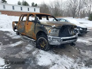 2018 Ram 2500 Laramie with VIN 3C6UR5FLXJG240425, listed as a IAAI auction lot 41553222 with 1 mi miles. Bid and sale history available at carsss.com. Image 1.