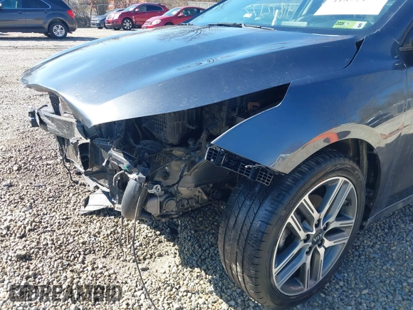 2019 Kia Forte S with VIN 3KPF34AD2KE067042, listed as a IAAI auction lot 41872177 with 96,992 mi miles. Bid and sale history available at carsss.com. Image 18.