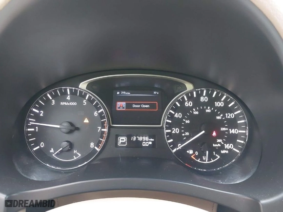 2014 Nissan Altima 2.5 with VIN 1N4AL3AP1EC276143, listed as a IAAI auction lot 41924042 with 137,896 mi miles. Bid and sale history available at carsss.com. Image 7.