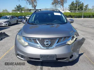 2011 Nissan Murano LE z VIN JN8AZ1MU8BW064756, wystawiony jako IAAI lot #41967871 z przebiegiem 183 378 mil mil oraz . Historia ofert i sprzedaży dostępna na DreamBid. Obrazek 12.