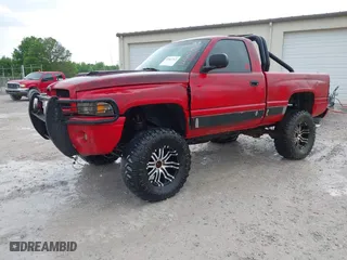2000 Dodge Ram 1500 with VIN 1B7HF16Z2YS579439, listed as a IAAI auction lot 42063763 with 1 mi miles. Bid and sale history available at carsss.com. Image 2.