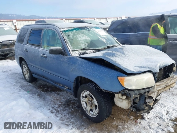 2007 Subaru Forester X with VIN JF1SG63697G718015, listed as a IAAI auction lot 41560187 with 209,572 mi miles. Bid and sale history available at carsss.com. Image 1.
