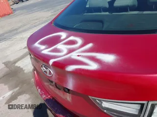 2013 Hyundai Elantra GLS с VIN KMHDH4AEXDU968581, выставлен на аукционе IAAI как лот 41979078 с пробегом 88 063 миль миль и . История ставок и продаж доступна на DreamBid. Изображение 6.