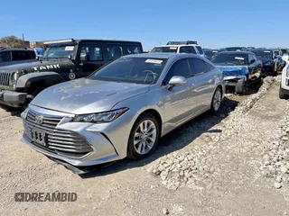 2019 Toyota Avalon XLE with VIN 4T1BZ1FB8KU003779, listed as a Copart auction lot 44175515 with 122,556 mi miles and Clean Title. Bid and sale history available at carsss.com. Image 1.