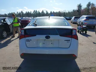 2022 Toyota Prius LE with VIN JTDL9MFU4N3034338, listed as a IAAI auction lot 40760912 with 60,237 mi miles. Bid and sale history available at carsss.com. Image 16.