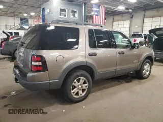 2006 Ford Explorer XLT with VIN 1FMEU73826UA02432, listed as a Copart auction lot 82139394 with 200,276 mi miles and Clean Title. Bid and sale history available at carsss.com. Image 3.