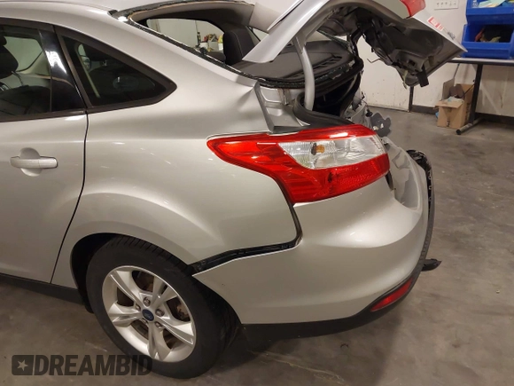 2012 Ford Focus SE с VIN 1FAHP3F26CL320876, выставлен на аукционе IAAI как лот 42280944 с пробегом 134 803 миль миль и . История ставок и продаж доступна на DreamBid. Изображение 19.