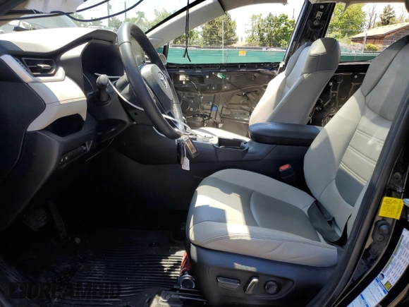 2021 Toyota RAV4 Hybrid LE with VIN 2T3B6RFVXMW028517, listed as a Copart auction lot 61558755 with 136,330 mi miles and Salvage title. Bid and sale history available at DreamBid. Image 7.