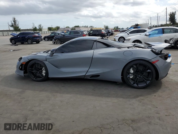2022 McLaren 720S z VIN SBM14FCA4NW006444, wystawiony jako Copart lot #45854525 z przebiegiem Nie podano mil oraz Szkody całkowita. Historia ofert i sprzedaży dostępna na DreamBid. Obrazek 2.