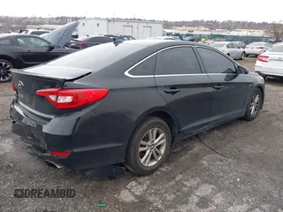 2017 Hyundai Sonata SE with VIN 5NPE24AF0HH555667, listed as a IAAI auction lot 41864287 with 96,380 mi miles and . Bid and sale history available at DreamBid. Image 4.