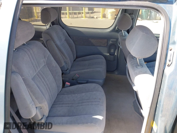 2001 Toyota Sienna LE with VIN 4T3ZF13C41U387019, listed as a IAAI auction lot 42540086 with 118,682 mi miles and . Bid and sale history available at DreamBid. Image 8.