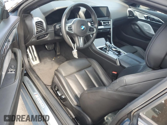 2019 BMW 8 Series M850i xDrive with VIN WBABC4C54KBU95807, listed as a Copart auction lot 45245555 with 33,201 mi miles and Salvage Title. Bid and sale history available at carsss.com. Image 8.