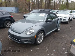 2019 Volkswagen Beetle S with VIN 3VW5DAAT6KM505210, listed as a IAAI auction lot 42084818 with 24 mi miles and . Bid and sale history available at DreamBid. Image 18.