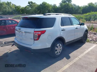 2013 Ford Explorer z VIN 1FM5K8B87DGC26272, wystawiony jako IAAI lot #42596037 z przebiegiem 172 000 mil mil oraz . Historia ofert i sprzedaży dostępna na DreamBid. Obrazek 4.