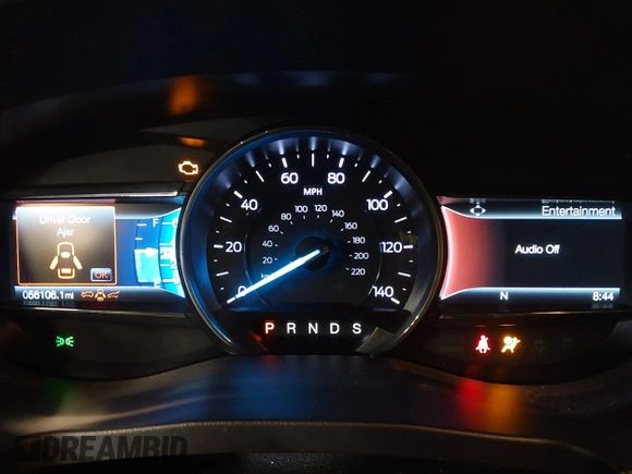 2018 Ford Explorer XLT with VIN 1FM5K7D89JGA54488, listed as a IAAI auction lot 42558280 with 56,106 mi miles and . Bid and sale history available at DreamBid. Image 7.