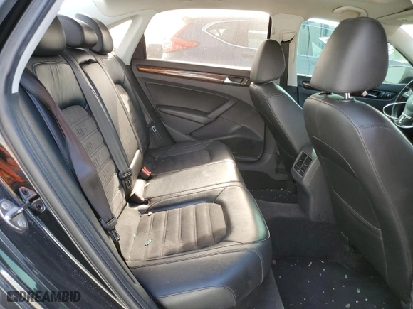 2013 Volkswagen Passat SEL Premium with VIN 1VWCM7A34DC052705, listed as a Copart auction lot 80663534 with 95,074 mi miles and Salvage Title. Bid and sale history available at carsss.com. Image 10.