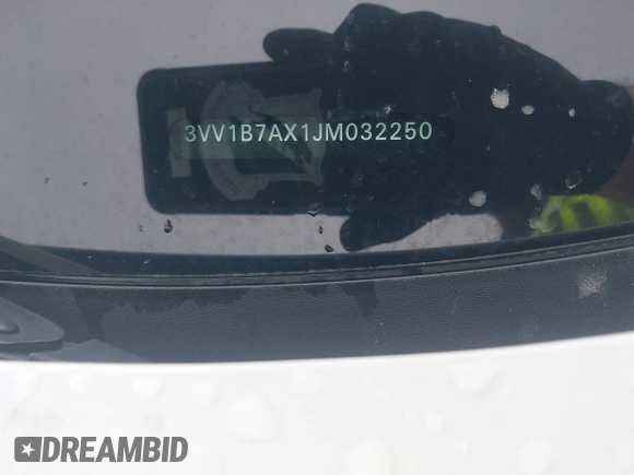 2018 Volkswagen Tiguan S with VIN 3VV1B7AX1JM032250, listed as a IAAI auction lot 42366790 with 65,406 mi miles and . Bid and sale history available at DreamBid. Image 9.