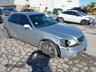 2002 Acura RL with VIN JH4KA96592C004139, listed as a IAAI auction lot 41727726 with 1 mi miles. Bid and sale history available at carsss.com. Image 1.