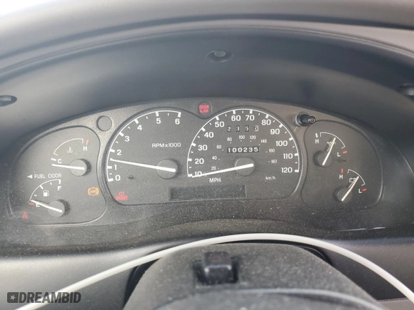 2000 Ford Ranger XLT with VIN 1FTYR11X0YTA32855, listed as a Copart auction lot 84517284 with 100,235 mi miles and Salvage Title. Bid and sale history available at carsss.com. Image 9.