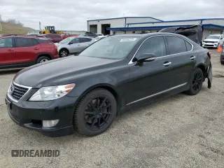 2011 Lexus LS 460 z VIN JTHCL5EF6B5010003, wystawiony jako Copart lot #54546225 z przebiegiem 279 058 mil mil oraz Nie do naprawy. Historia ofert i sprzedaży dostępna na DreamBid. Obrazek 1.