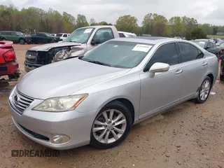2010 Lexus ES with VIN JTHBK1EG2A2401553, listed as a IAAI auction lot 41924065 with 228,784 mi miles. Bid and sale history available at carsss.com. Image 17.