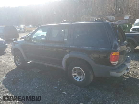 2000 Ford Explorer XLS z VIN 1FMZU62X3YZB92977, wystawiony jako Copart lot #80858044 z przebiegiem 239 166 mil mil oraz Szkoda całkowita • Salvage title. Historia ofert i sprzedaży dostępna na DreamBid. Obrazek 2.