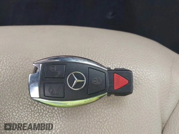 2014 Mercedes-Benz SLK 250 with VIN WDDPK4HA4EF079437, listed as a IAAI auction lot 41958020 with 95,063 mi miles and . Bid and sale history available at DreamBid. Image 11.