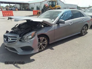 2014 Mercedes-Benz E 350 Sport z VIN WDDHF5KB2EA804546, wystawiony jako IAAI lot #42753310 z przebiegiem 182 861 mil mil oraz . Historia ofert i sprzedaży dostępna na DreamBid. Obrazek 2.