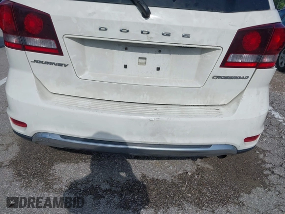 2016 Dodge Journey Crossroad Plus with VIN 3C4PDCGB7GT213827, listed as a IAAI auction lot 42302150 with 128,661 mi miles and . Bid and sale history available at DreamBid. Image 6.