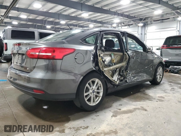 2015 Ford Focus SE with VIN 1FADP3F23FL300782, listed as a Copart auction lot 50462775 with 92,504 mi miles and Salvage Title. Bid and sale history available at carsss.com. Image 3.