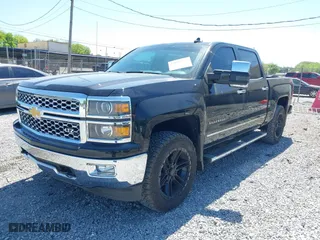 2015 Chevrolet Silverado 1500 LTZ with VIN 3GCUKSEC1FG343060, listed as a IAAI auction lot 42043989 with 157,645 mi miles. Bid and sale history available at carsss.com. Image 17.