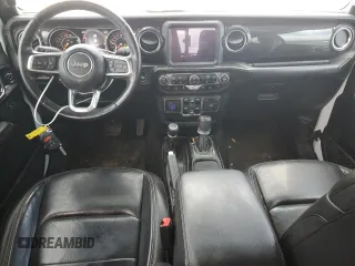 2020 Jeep Gladiator Overland z VIN 1C6HJTFG6LL135872, wystawiony jako Copart lot #59249895 z przebiegiem 113 519 mil mil oraz Czysty tytuł • Clean title. Historia ofert i sprzedaży dostępna na DreamBid. Obrazek 8.