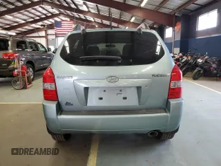 2008 Hyundai Tucson GLS with VIN KM8JM12B88U910525, listed as a Copart auction lot 77830274 with 246,655 mi miles and Clean Title. Bid and sale history available at carsss.com. Image 6.