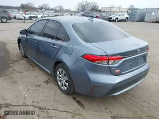 2021 Toyota Corolla LE with VIN 5YFEPMAE2MP183559, listed as a IAAI auction lot 41515625 with 83,313 mi miles. Bid and sale history available at carsss.com. Image 3.