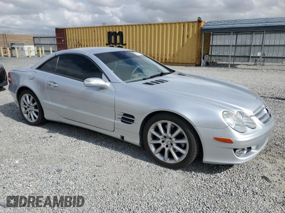 2007 Mercedes-Benz SL 550 z VIN WDBSK71F67F124729, wystawiony jako Copart lot #56720475 z przebiegiem 96 635 mil mil oraz Szkoda całkowita • Salvage title. Historia ofert i sprzedaży dostępna na DreamBid. Obrazek 4.