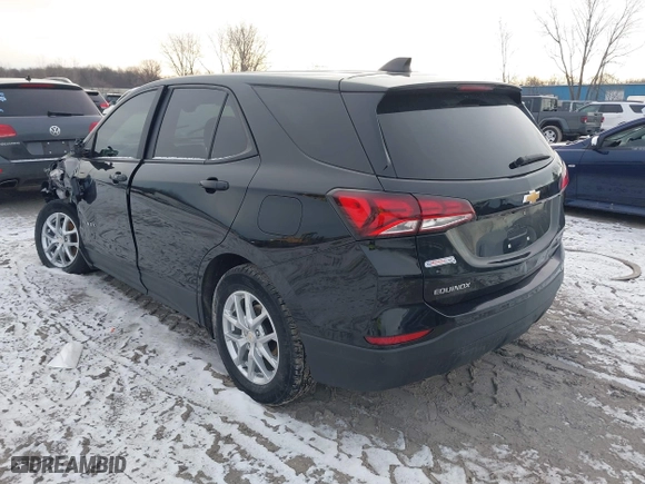 2022 Chevrolet Equinox LS with VIN 2GNAXSEV6N6155058, listed as a IAAI auction lot 41116784 with 120,918 mi miles. Bid and sale history available at carsss.com. Image 3.